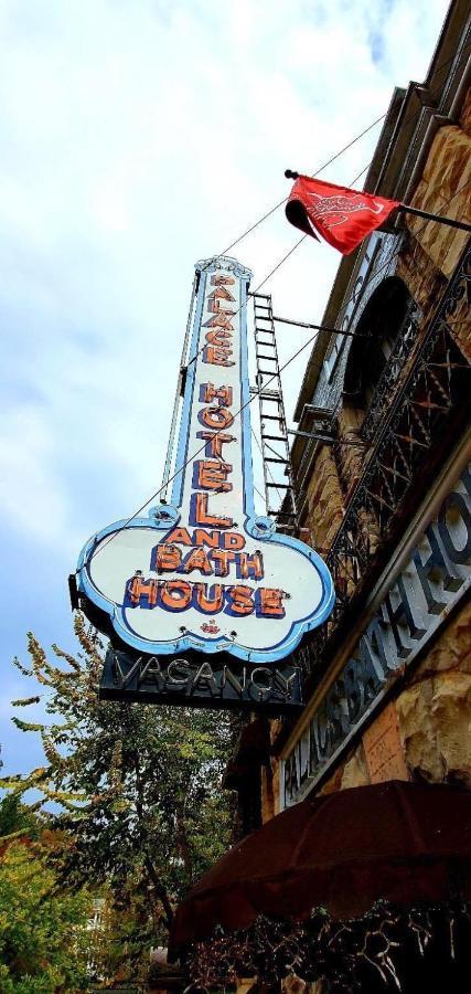 The Palace Hotel And Bath House Spa Eureka Springs Bagian luar foto