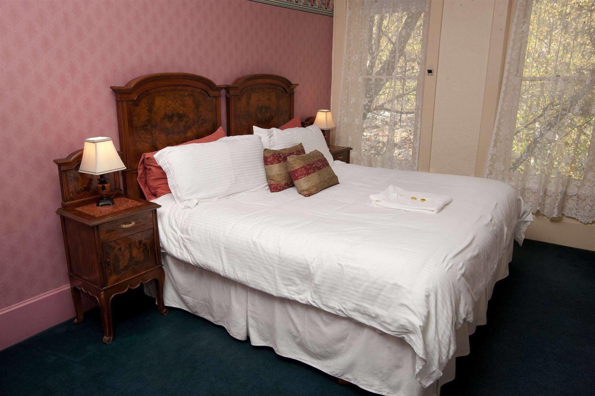 The Palace Hotel And Bath House Spa Eureka Springs Bagian luar foto